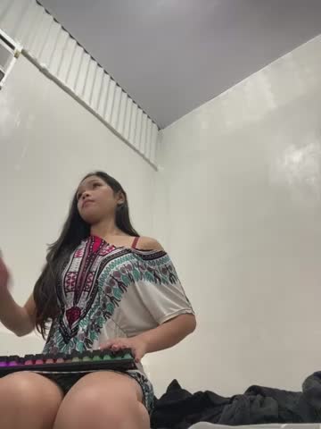 Pinay_petite Webcam Chat October 15, 2026