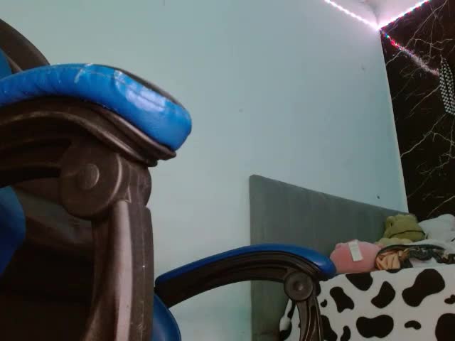 kelly_queenpussy Webcam Chat October 15, 2026