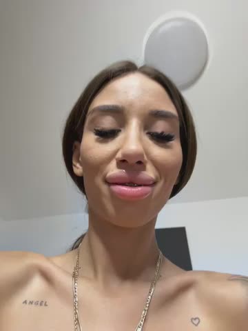 BlueEyes_BB Webcam Chat October 15, 2026