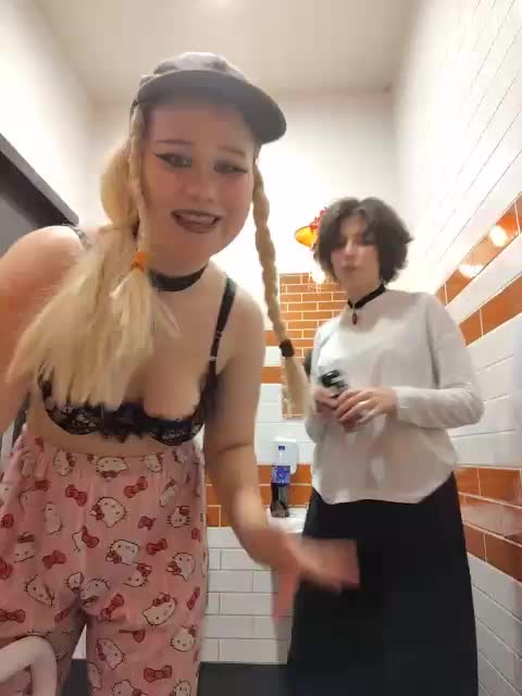 Tinablackkk Webcam Chat October 15, 2026