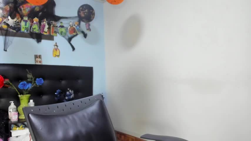 kaylaMinov_ Webcam Chat October 15, 2026