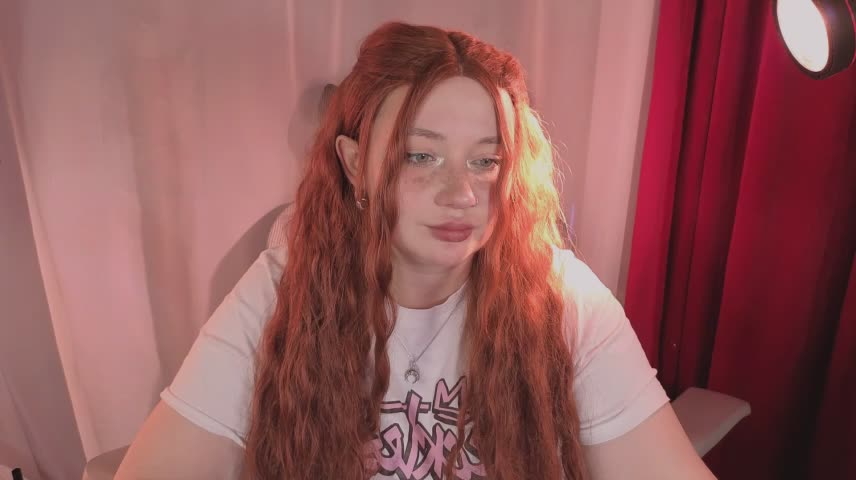 carolina_elf Webcam Chat October 15, 2026