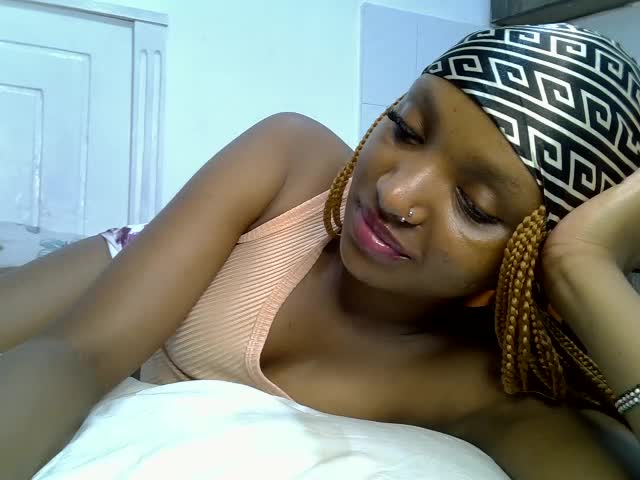 Cherrysexy_ Webcam Chat October 15, 2026