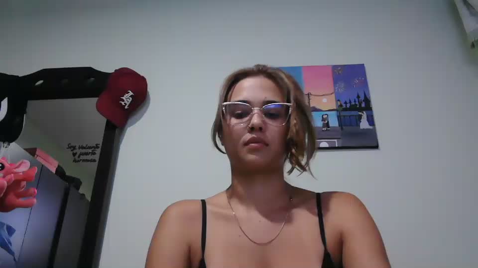 trianabell Webcam Chat October 15, 2026
