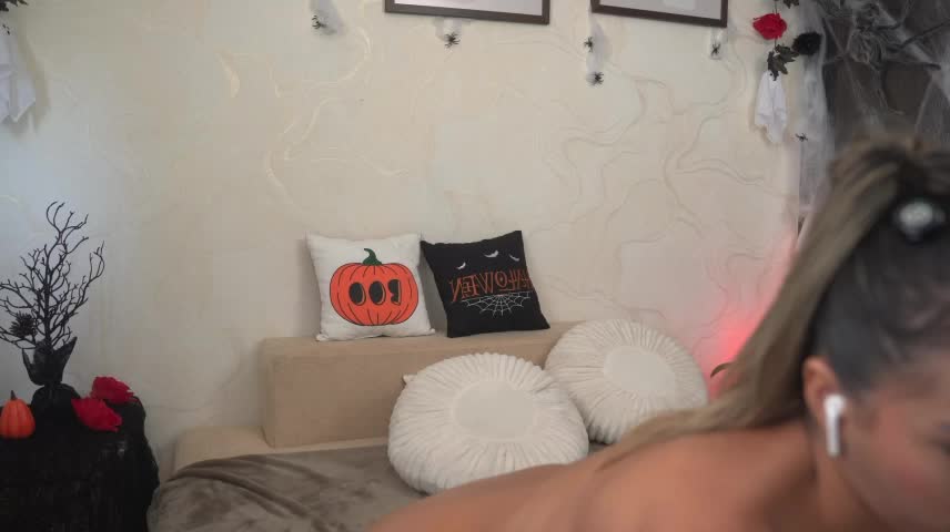 Natasha_Smith09 Webcam Chat October 15, 2026
