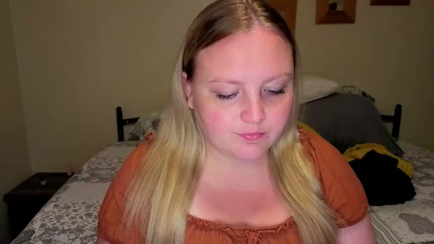 Phatassblonde Webcam Chat October 15, 2026