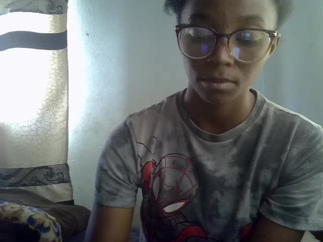 ElianeHot Webcam Chat October 15, 2026