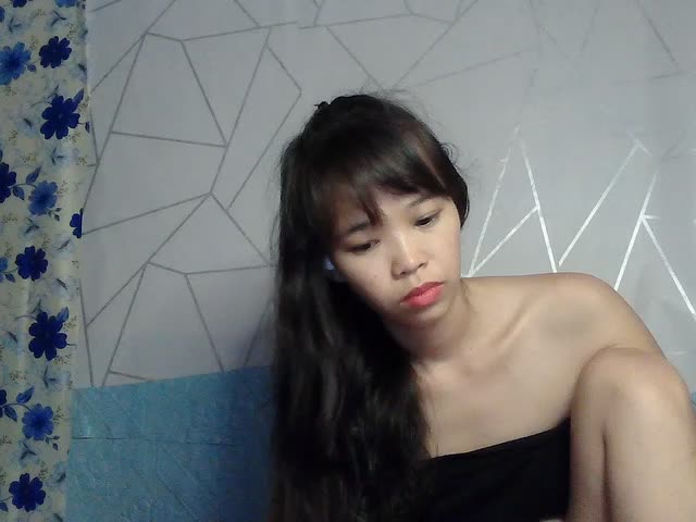 sweetdolly27 Webcam Chat October 15, 2026
