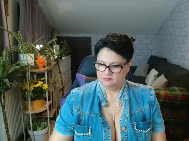 Newgirl4you Webcam Chat October 15, 2026