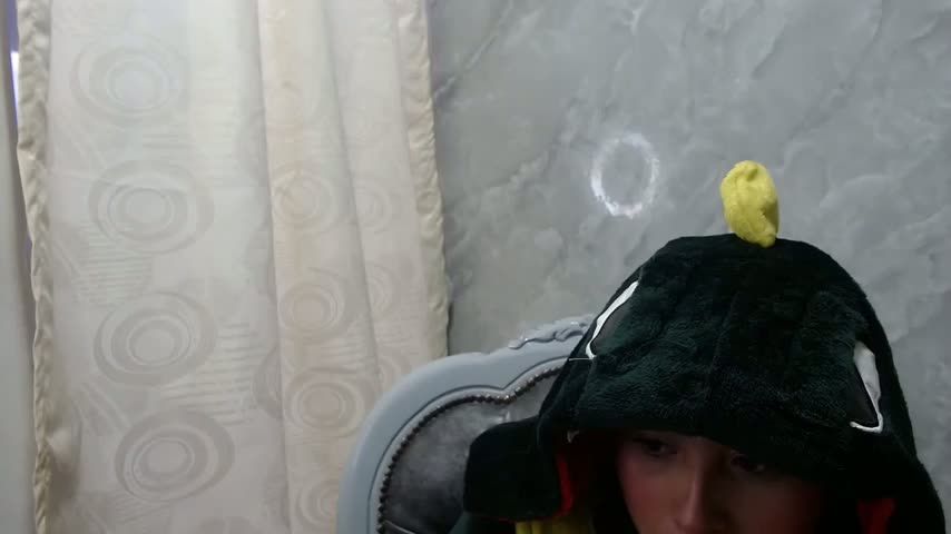luluqueen69 Webcam Chat October 15, 2026