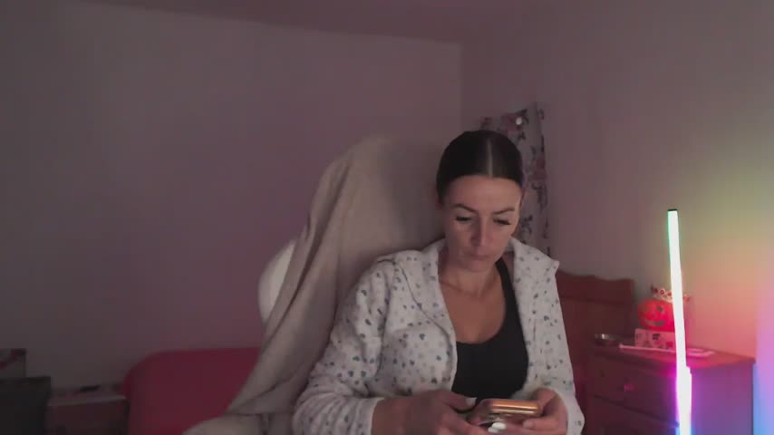 missyalis Webcam Chat October 15, 2026
