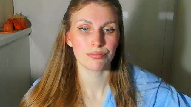 JuliaMuuun Webcam Chat October 15, 2026