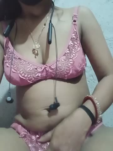 riya123456 Webcam Chat October 15, 2026