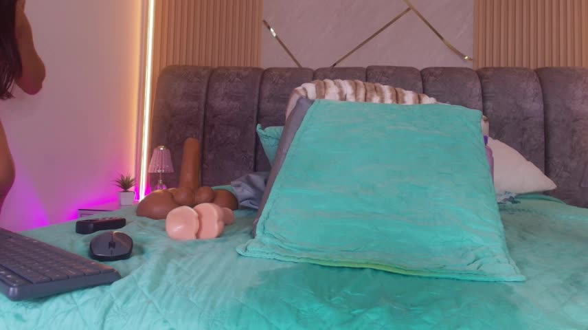 dulce_kitty1 Webcam Chat October 16, 2026