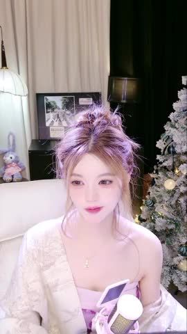Yoki-888 Webcam Chat October 16, 2026