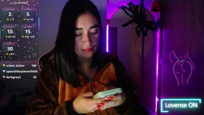 _santalove_ Webcam Chat October 16, 2026