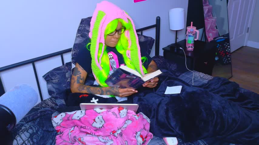 spookiebaddie Webcam Chat October 16, 2026