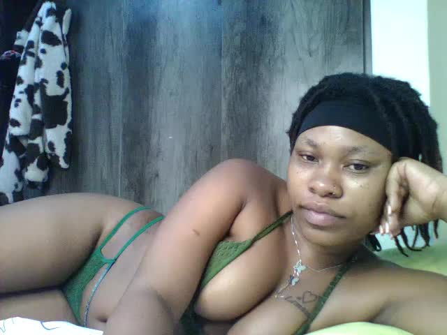 Juicyy_afriq Webcam Chat October 16, 2026