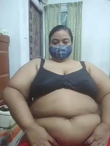 momo_loves Webcam Chat October 16, 2026
