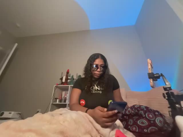 angelthegodis Webcam Chat October 16, 2026