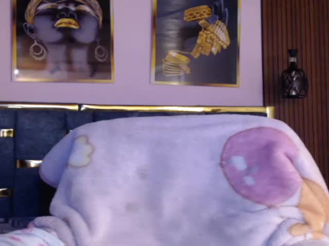 _carolina34 Webcam Star October 17, 2026