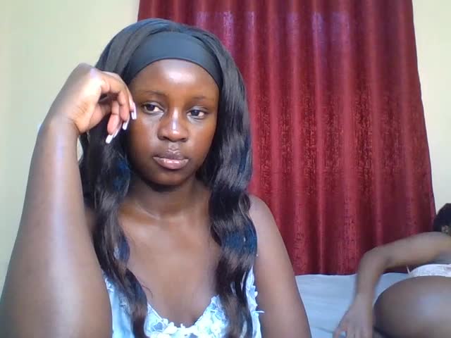 _ella Webcam Chat October 17, 2026