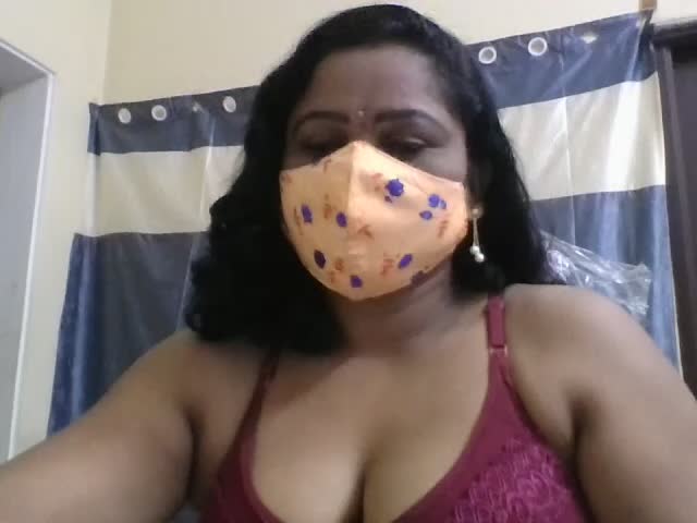 anu-reddyy Webcam Chat October 17, 2026