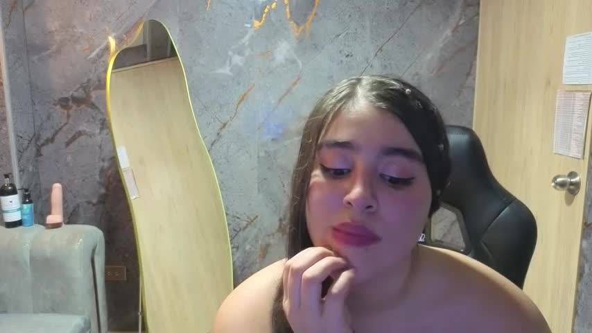 lola_fire_cn Webcam Chat October 17, 2026