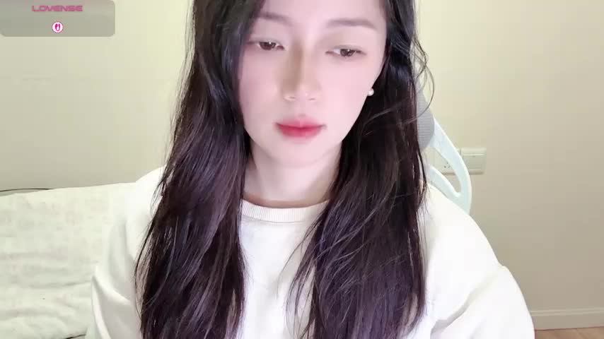jinxiyao01 Webcam Chat October 17, 2026