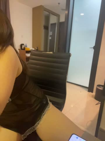 jiayi5 Webcam Star October 17, 2026