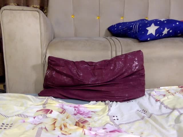 FRESHPUSSIEY Webcam Chat October 17, 2026
