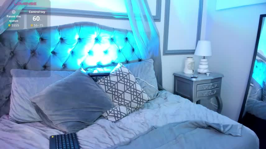 Lola_12_ Webcam Chat October 17, 2026