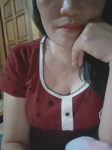 -Titin- Webcam Star October 17, 2026