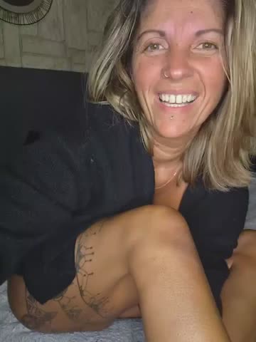 Dreamlove1 Webcam Chat October 17, 2026