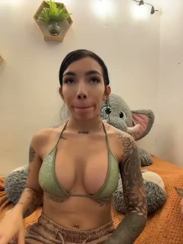 milasantana_ Webcam Chat October 17, 2026