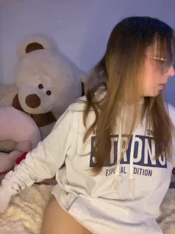 Caamii_ Webcam Chat October 17, 2026