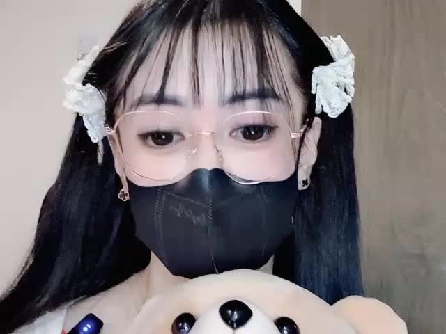Cherry_Xyz Webcam Chat October 17, 2026