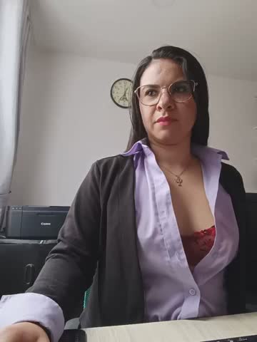 Paolitha25 Webcam Chat October 17, 2026