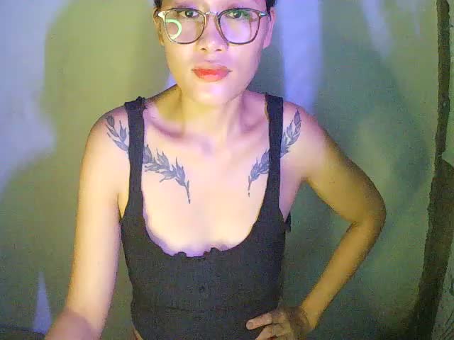 pretty_kat198 Webcam Chat October 17, 2026