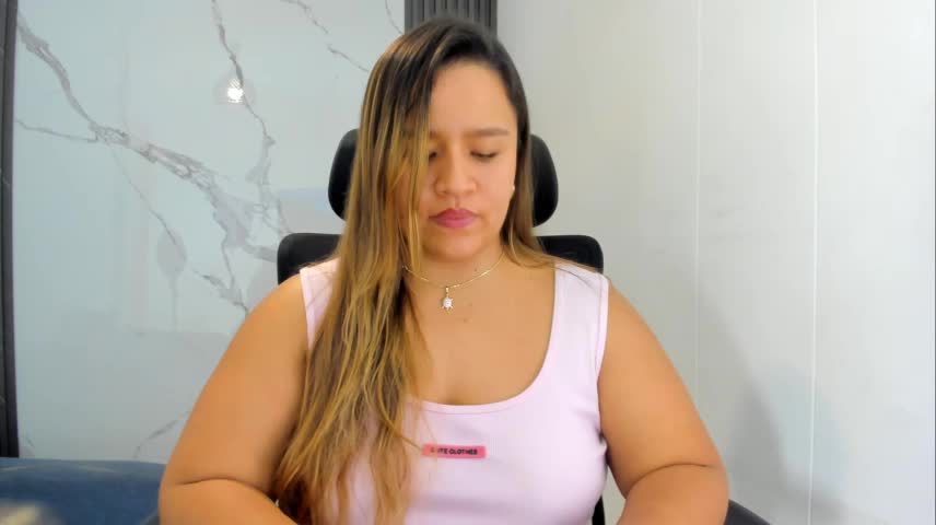 ElaBournn_ Webcam Chat October 17, 2026