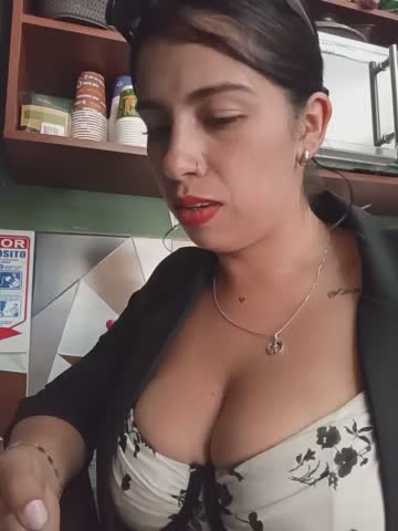 Nathaly_12 Webcam Chat October 17, 2026