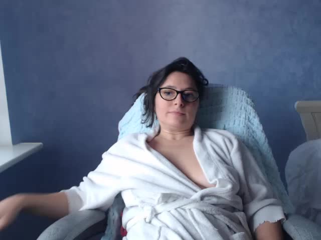 LuckyLisa23 Webcam Chat October 17, 2026