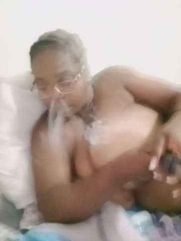 ShySexyBaddiexx Webcam Chat October 17, 2026