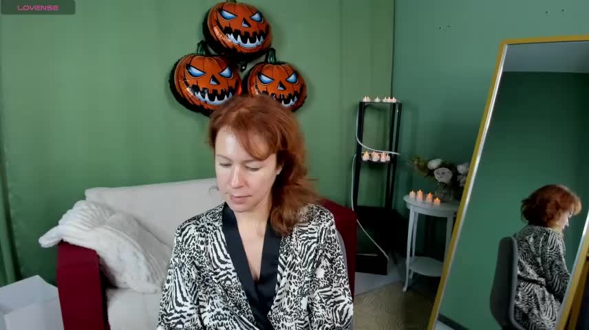 LeticiaRomano Webcam Chat October 17, 2026
