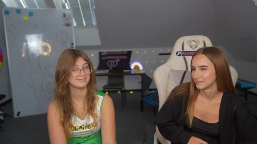Elina_rose054 Webcam Chat October 17, 2026
