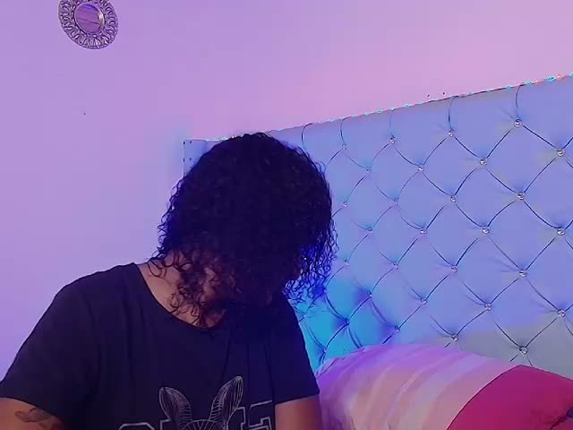 millysweetass Webcam Chat October 17, 2026
