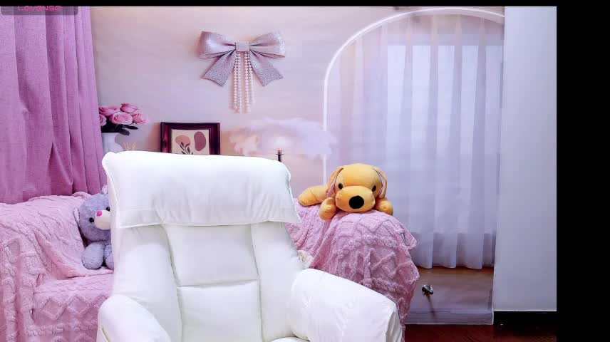 XiaoMeng-5200 Webcam Chat October 17, 2026