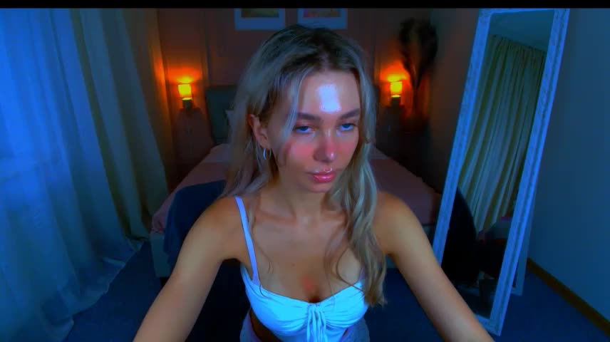 LuluAlis Webcam Chat October 17, 2026