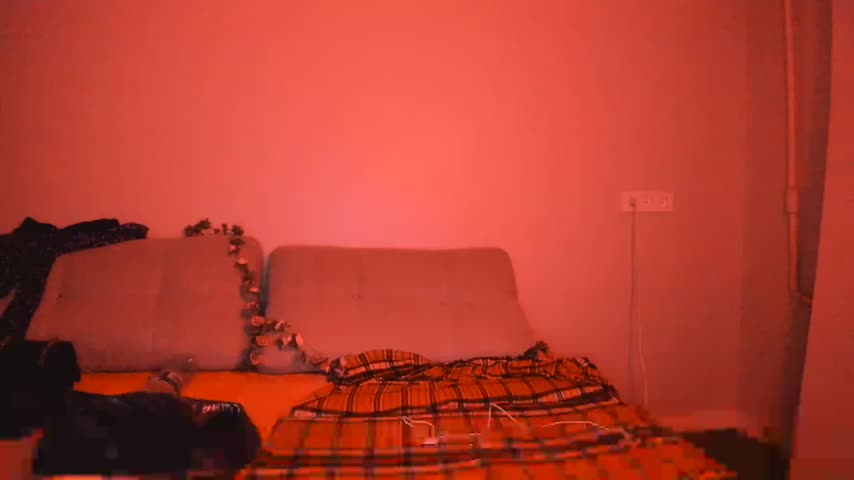 LoraMooon Webcam Chat October 17, 2026