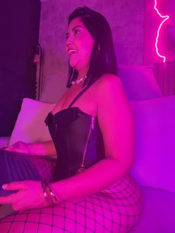 sabrinawest_ Webcam Chat October 17, 2026